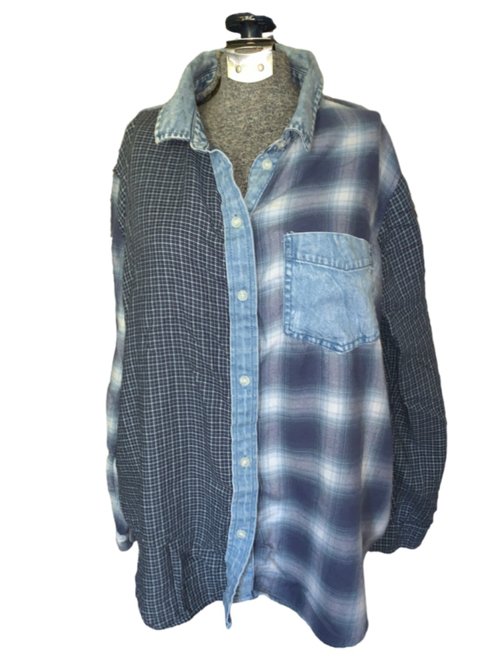 Women's American Eagle Button Down Shirt Size M Blue Grey Plaid Patchwork